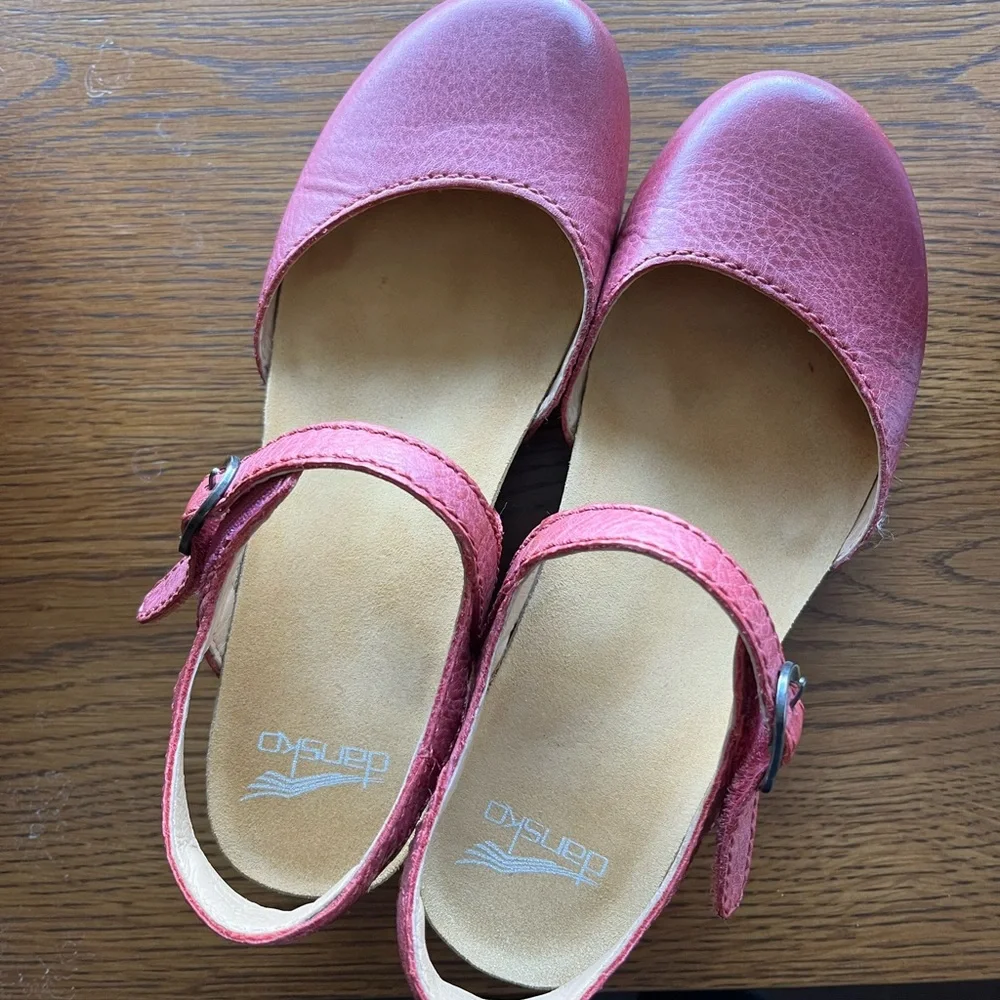 Dansko Mary Jane in Rose - Picture 4 of 8